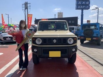 本日Ｆ様にジムニーご納車させて頂きました